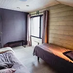 Twin 3 Bedroom With Jacuzzi By Rukalodges Villa Ruka